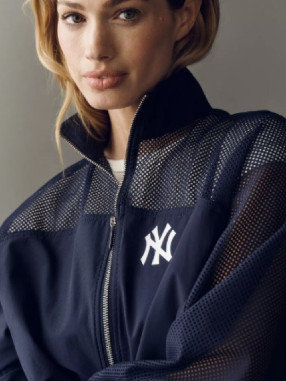 Mitchell & Ness MLB Long-Sleeve Mesh Zip-Front Jacket